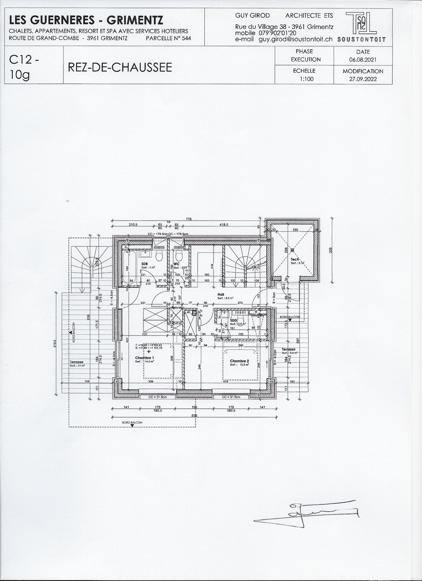 Swiss Chalet — ground-floor plan